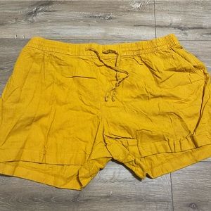 Old Navy Mustard Paperbag-Waist Linen-Blend Shorts